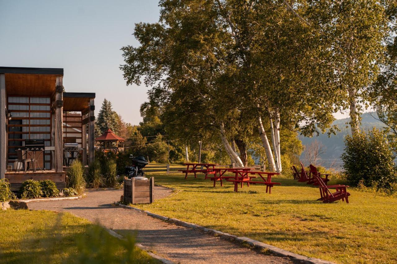 Le 2800 Du Parc Villa Shawinigan Buitenkant foto