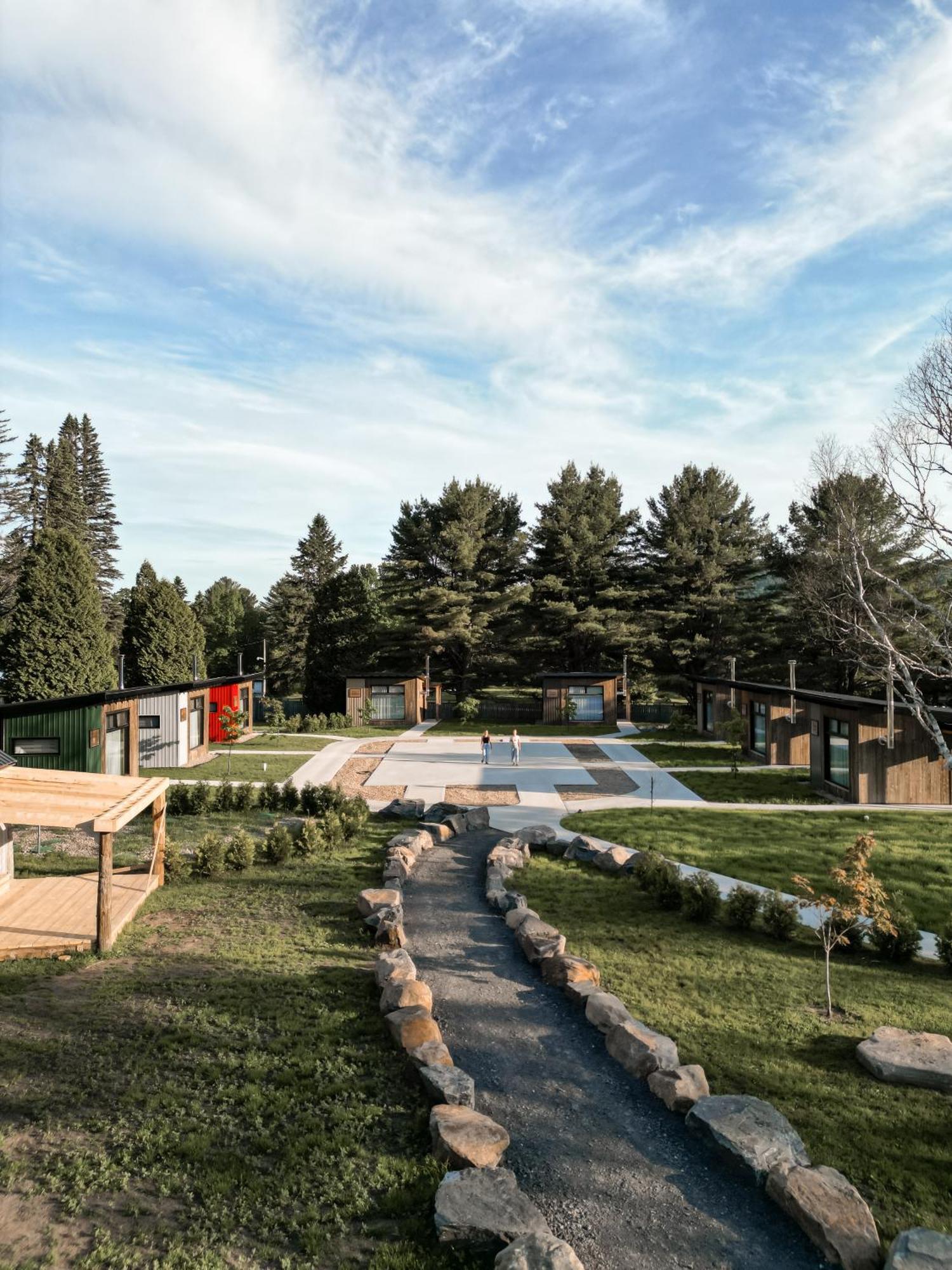 Le 2800 Du Parc Villa Shawinigan Buitenkant foto